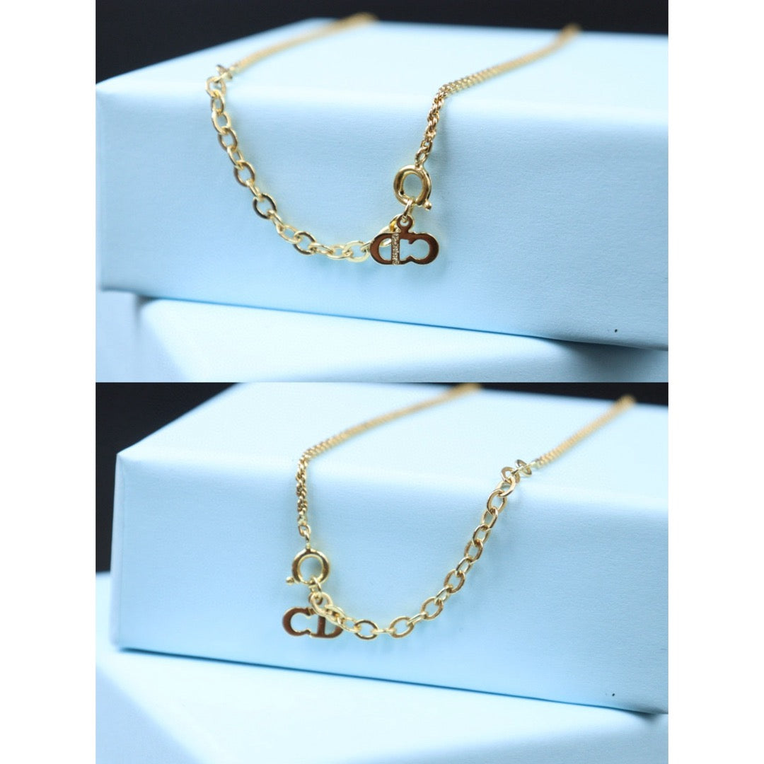 Rank A ｜ Dior CD Rhinestone Necklace Earring Set ｜24080803