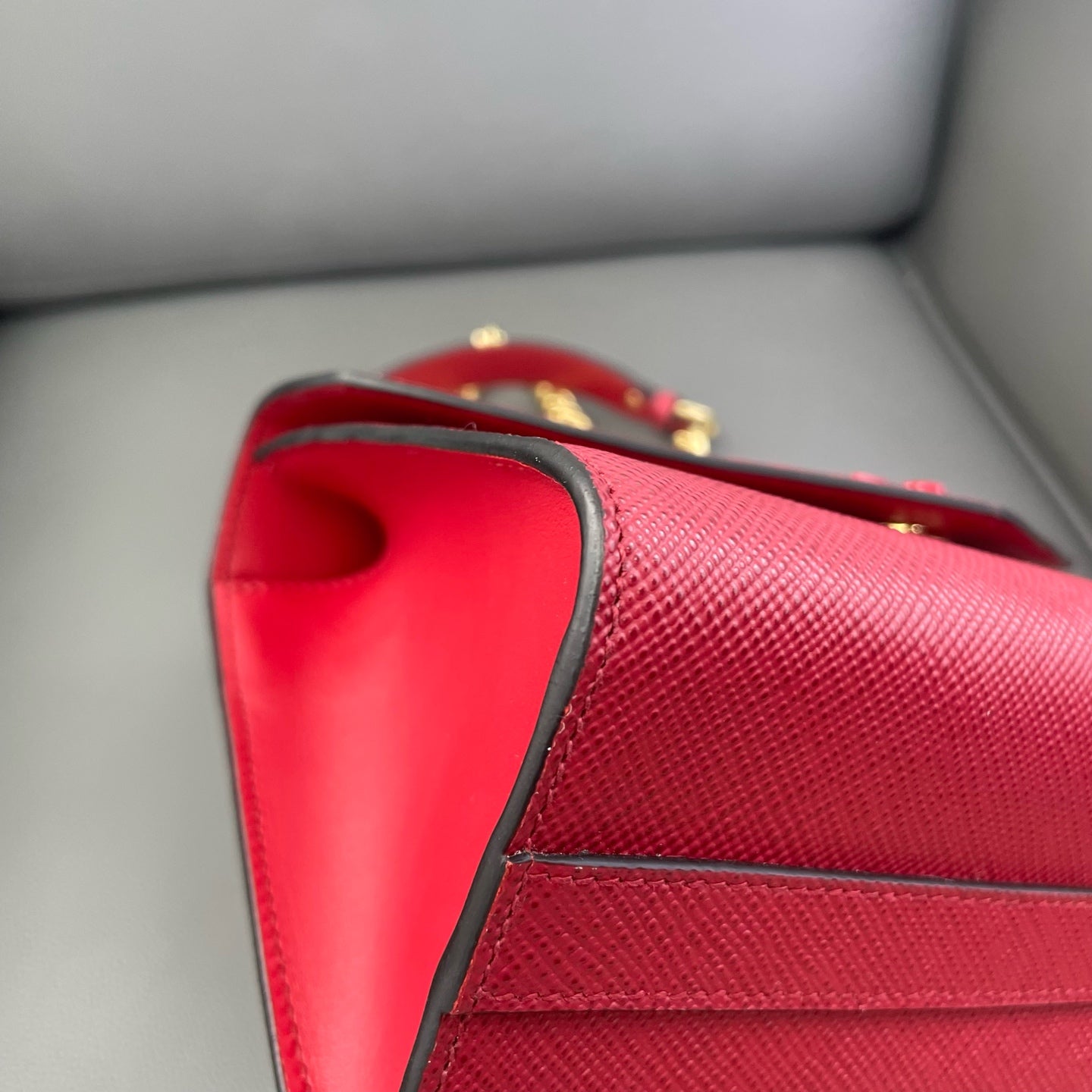 First installment 1/3｜ PRADA Shoulder Bag Red