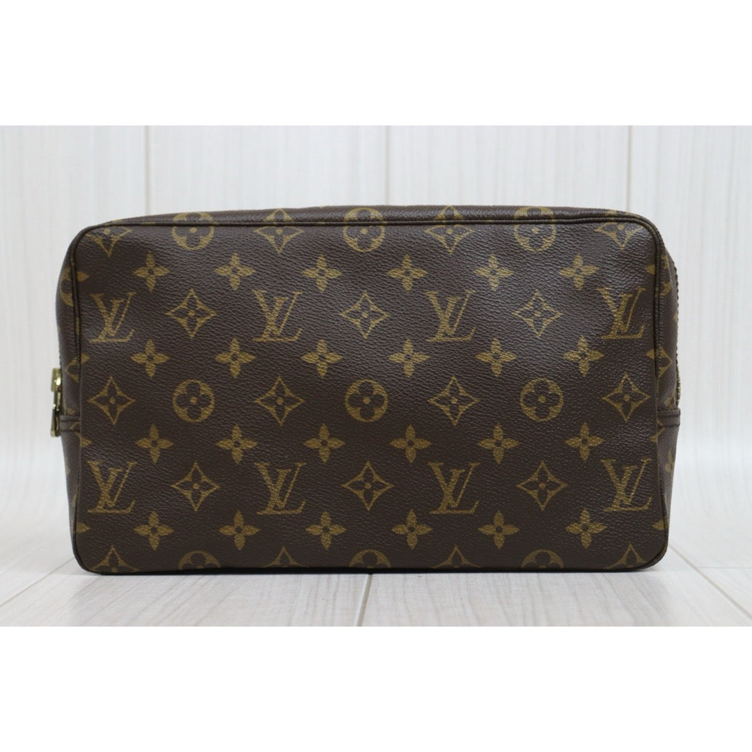 Include Entrupy Certificate of Authenticity｜Very Good ( Rank A)｜Louis Vuitton Truth Toilet 28 Monogram Makeup Pouch｜26051805