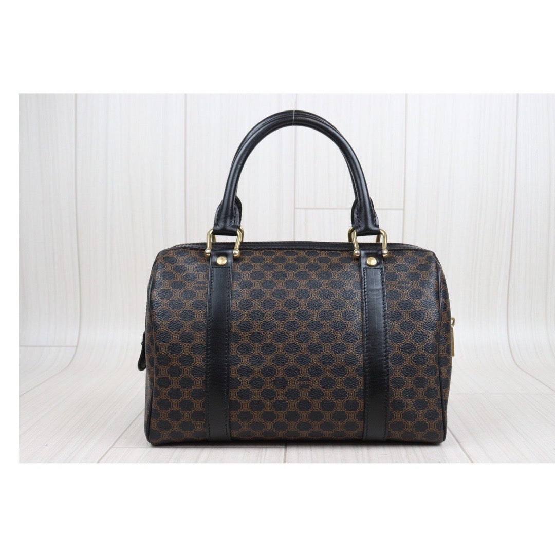 Rank AB ｜ CELINE Macadam Black Poston 25 Bag Hand Bag ｜V23110930