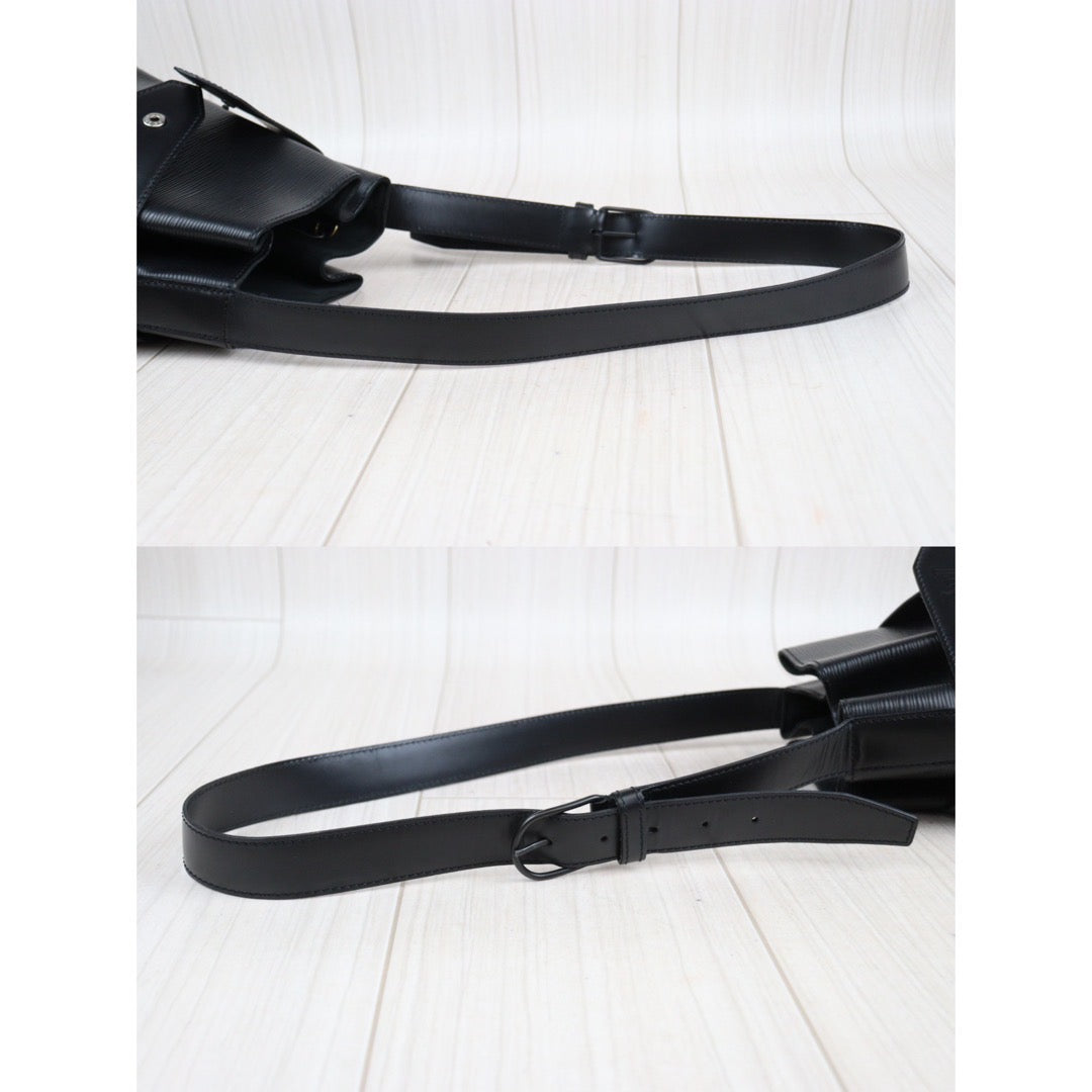 Rank A ｜ LV Epi Sack de Paul Shoulder Bag｜V23113021