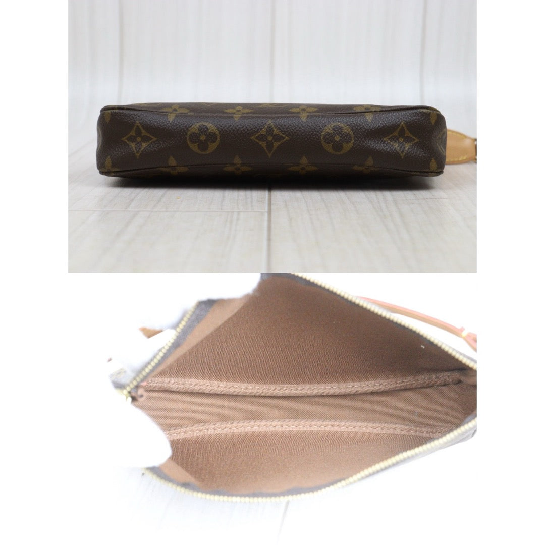 Very Good ( Rank A)｜LV Monogram Pochette Accessoires ｜25090301