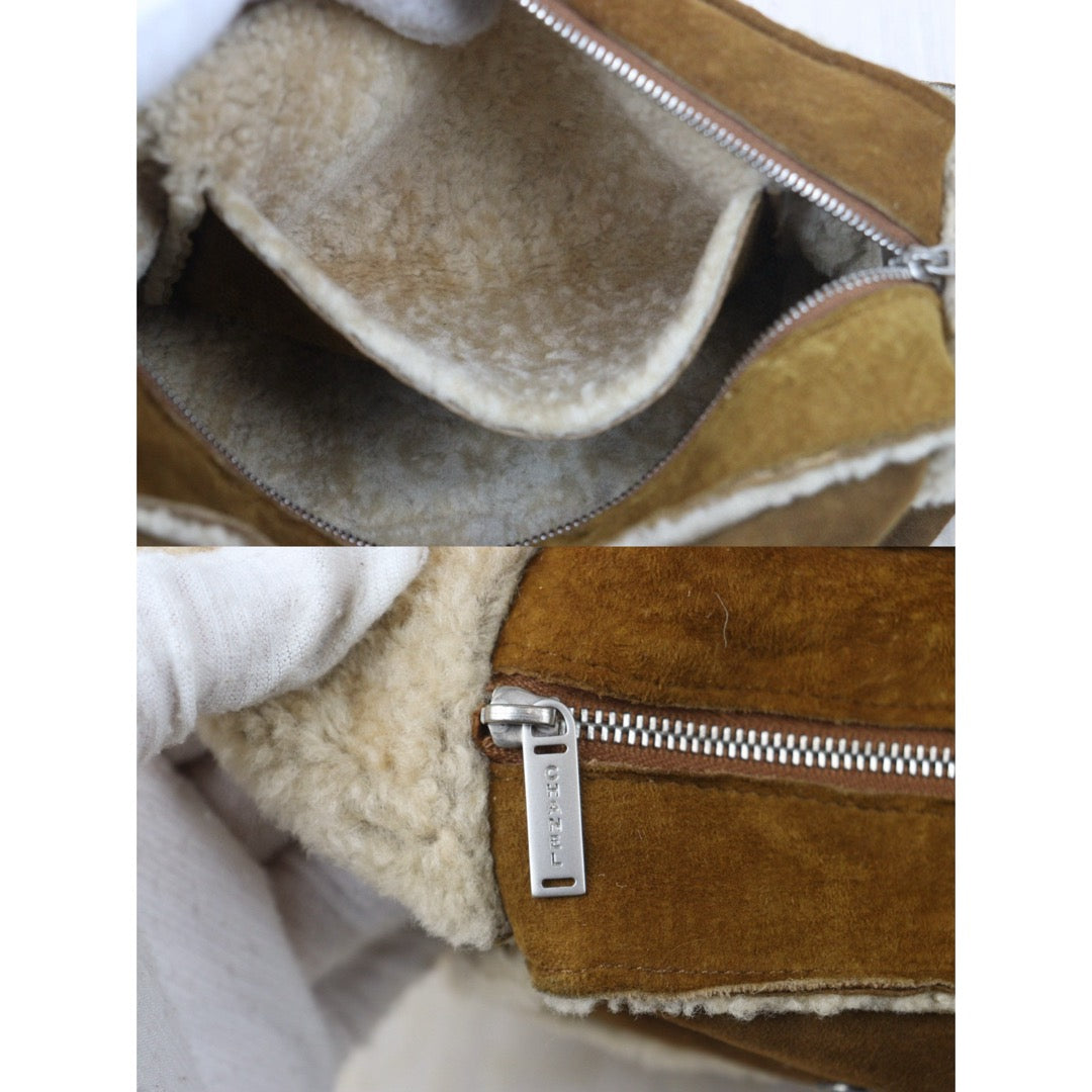 Very Good ( Rank A)｜ CHANEL Suede Teddy Wool Shoulder Bag Brown Made In 2000-2002Year｜24102210