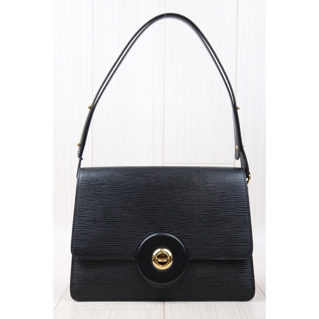 Rank AB｜ LV Epi Shoulder Bag Black｜24052321