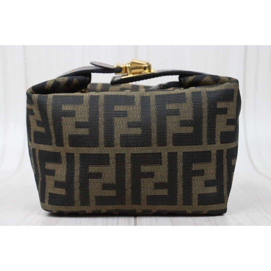 Good ( Rank AB)｜ FENDI PM Zucca Handbag ｜25040811