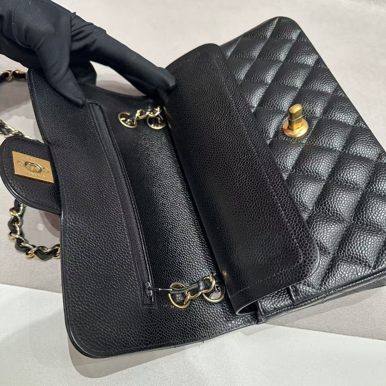 Very Good ( Rank A)｜CHANEL caviar Skin Matrasse Double Flap 23 Shoulder Bag Black