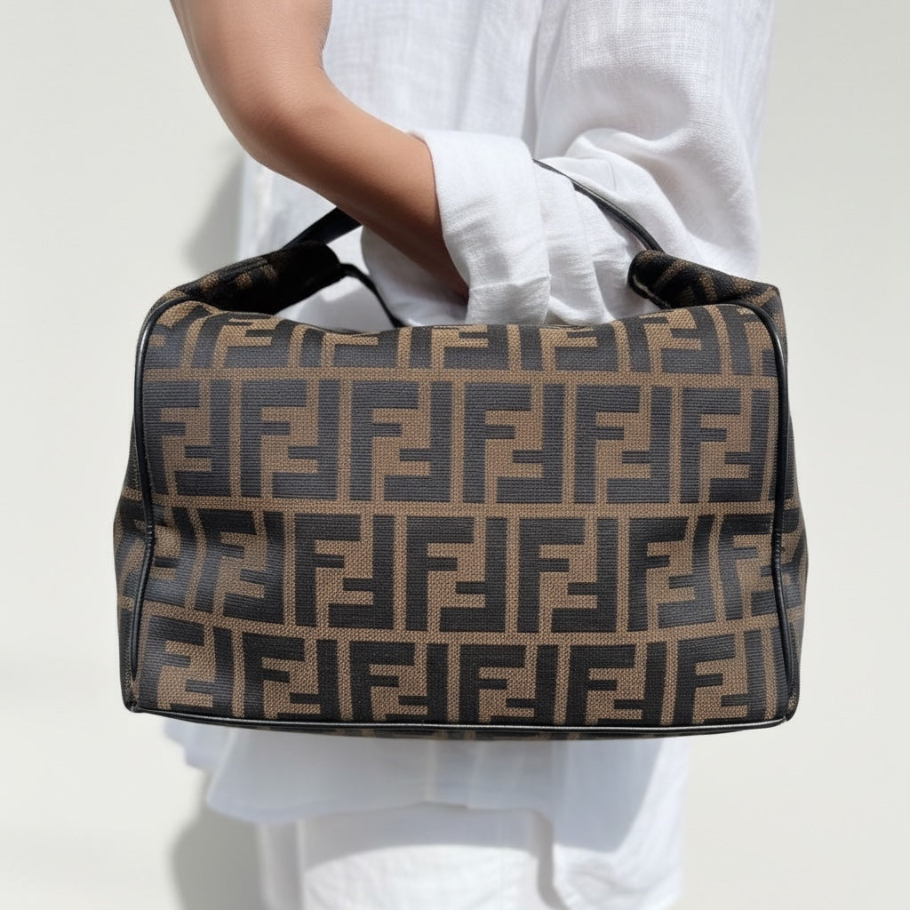 Include Entrupy Certificate of Authenticity｜Good ( Rank AB)｜ FENDI GM Zucca Handbag ｜26042303