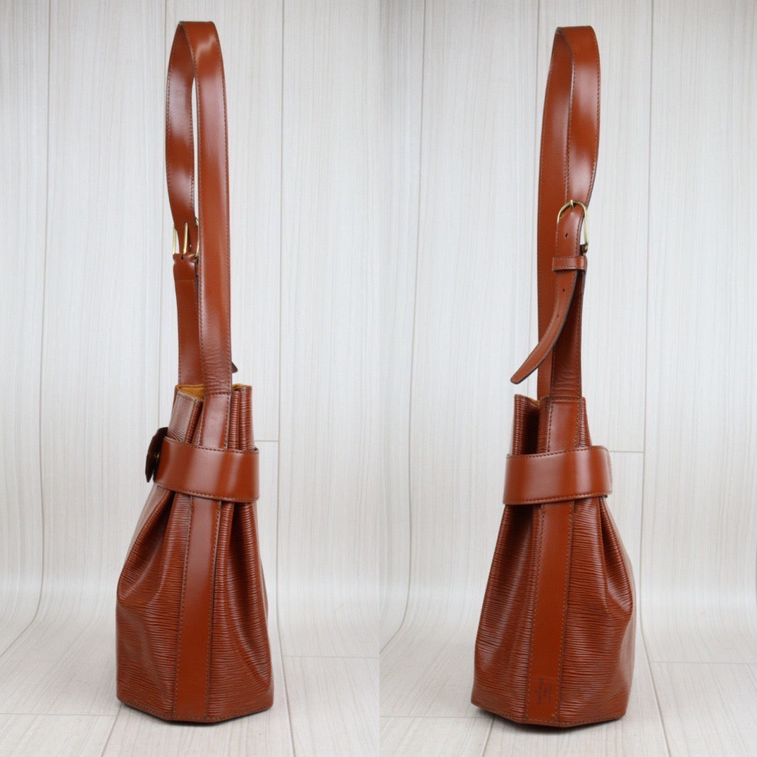 Rank A ｜ LV Epi Sack de Paul Shoulder Bag Brown｜23120508