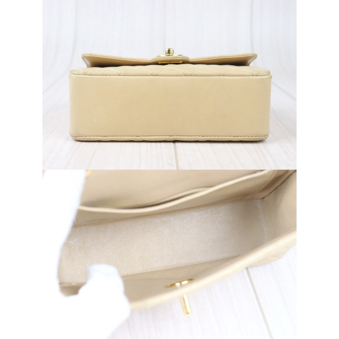 Good ( Rank AB)｜ CHANEL Lanbskin Square 17 Beige Shoulder Bag Made In 1989～1991Year ｜P24073001