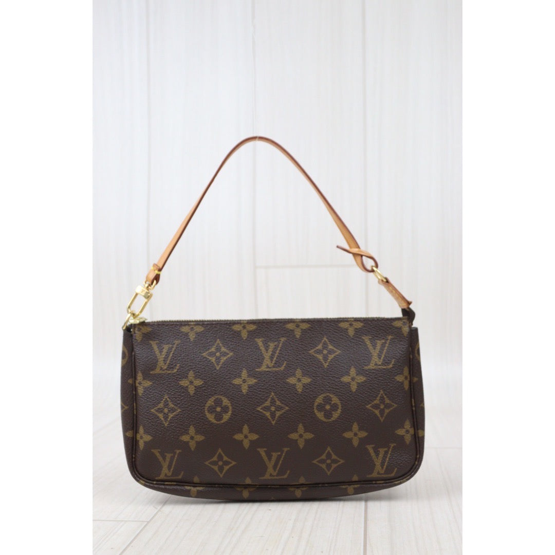 Rank AB ｜ LV Monogram Pochette Accessoires Vintage Model ｜V24071113