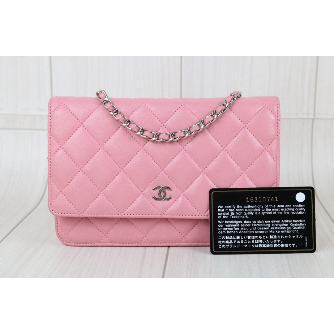 Include Entrupy Certificate of Authenticity｜Good ( Rank AB) ｜CHANEL Lambskin Cherry Blossom Pink WOC Chain Bag Made in 2012-2013 Year｜S26081902