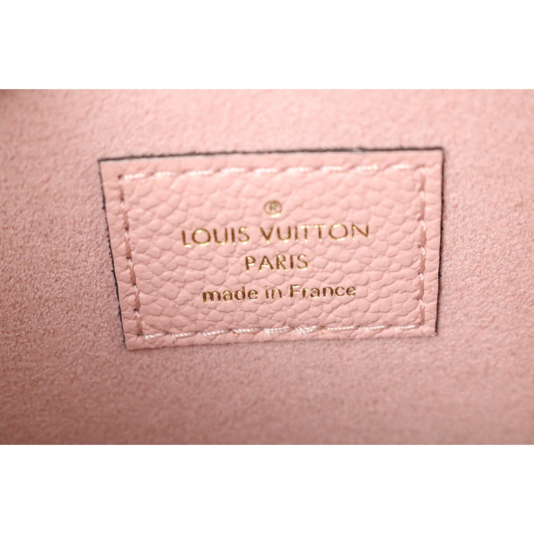 Include Entrupy Certificate of Authenticity｜Very Good ( Rank A) ｜ Louis Vuitton Monogram Legend Clutch｜X26051709