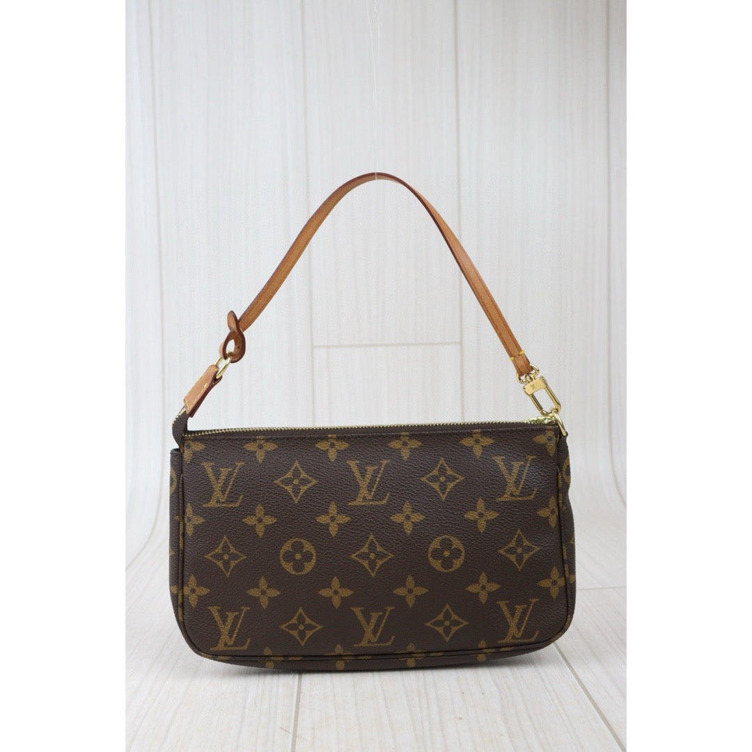 Good ( Rank AB) ｜ LV Monogram Pochette Accessoires Vintage Model｜V24071513