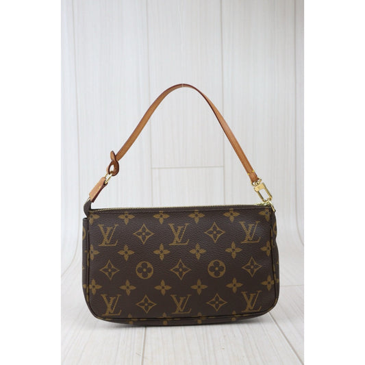 Good ( Rank AB) ｜ LV Monogram Pochette Accessoires Vintage Model｜V24071513