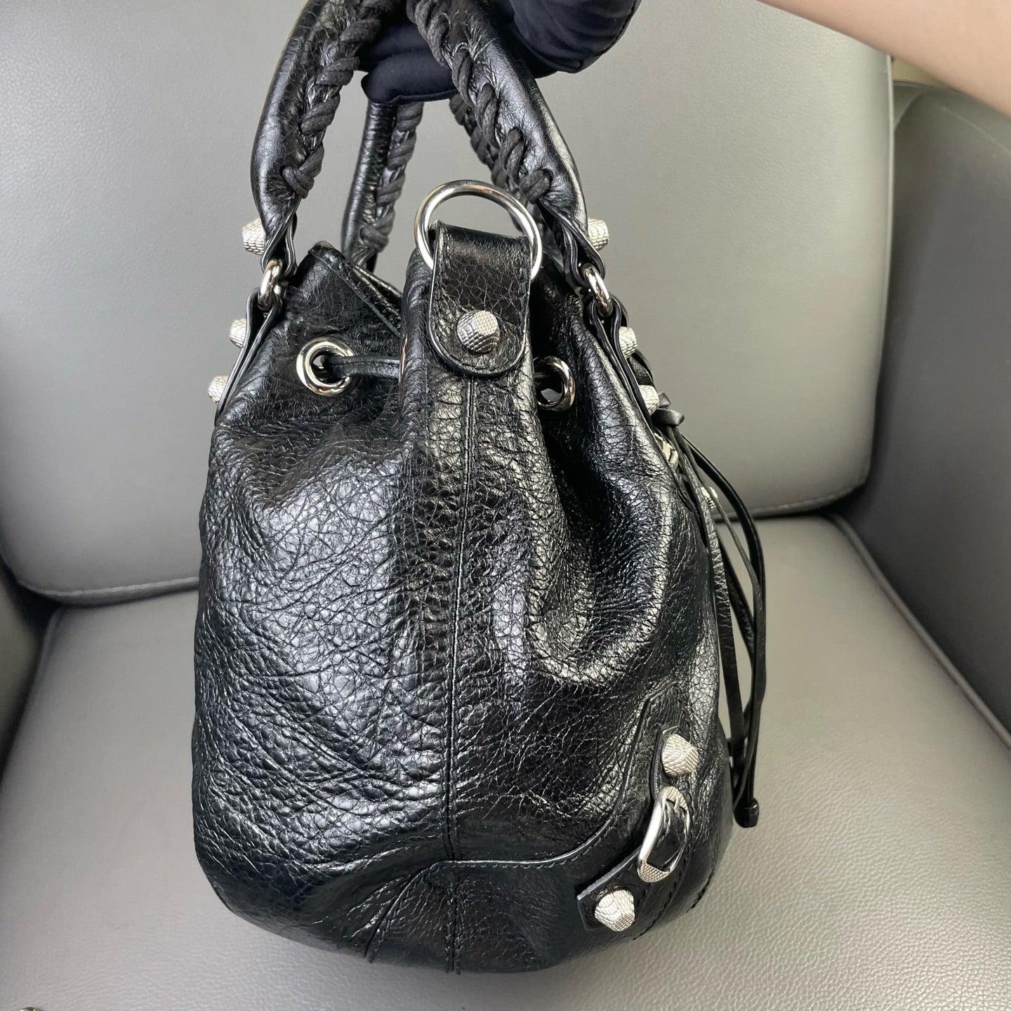 Very Good ( Rank A)｜Balenciaga Le cagole Shoulder Bag Black