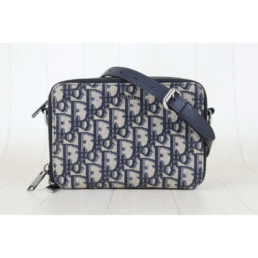 Include Entrupy Certificate of Authenticity｜Very Good ( Rank A)｜Dior Trotter Montaige  Oblique Camera Shoulder Bag ｜S26072527