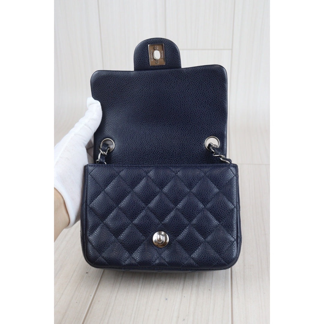 Rank A ｜ CHANEL Caviar Skin Square 17 Shoulder Bag Navy｜23080314