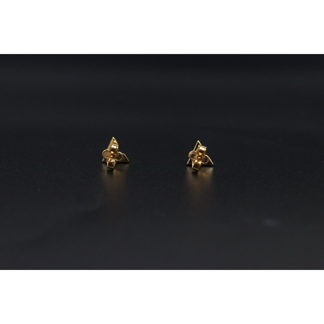 Very Good ( Rank A) ｜ LV Collier Essential V Earrings ｜25010912