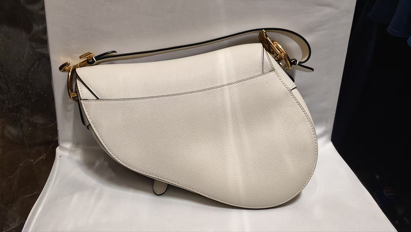Very Good ( Rank A)｜Dior Saddle Shoulder Bag Medium White come with Entrupy Certificate of Authenticity