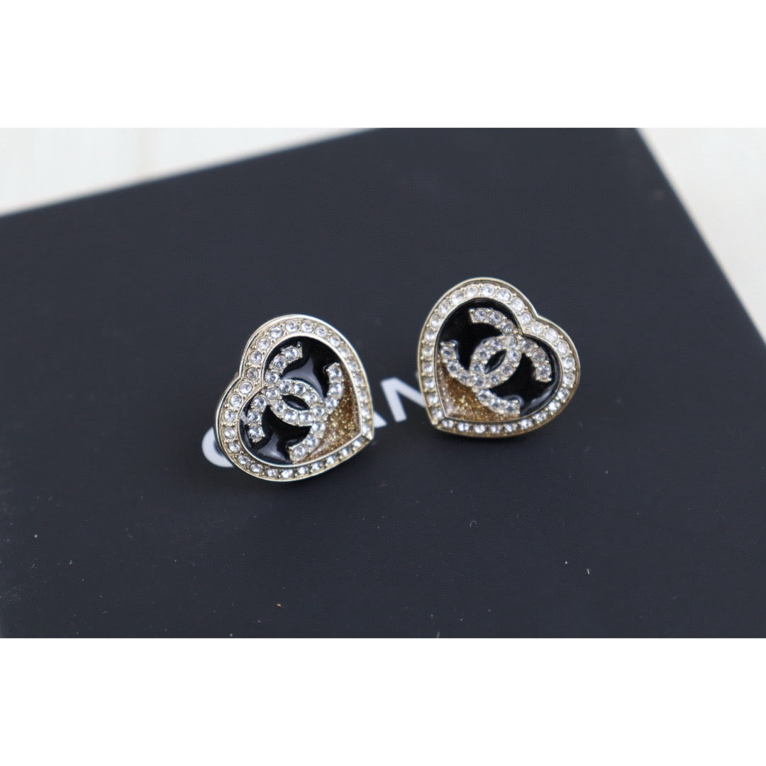Very Good ( Rank A)｜ CHANEL Coco Mark Rhinestone Earrings｜H25011305