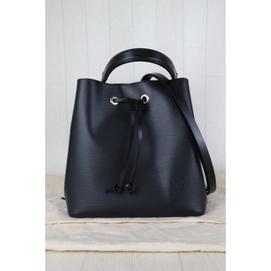 Include Entrupy Certificate of Authenticity｜Good ( Rank AB)｜Louis Vuitton Epi neo noe Drawstring Bucket ShoulderBag  Black  IC Chips Model｜S26083024