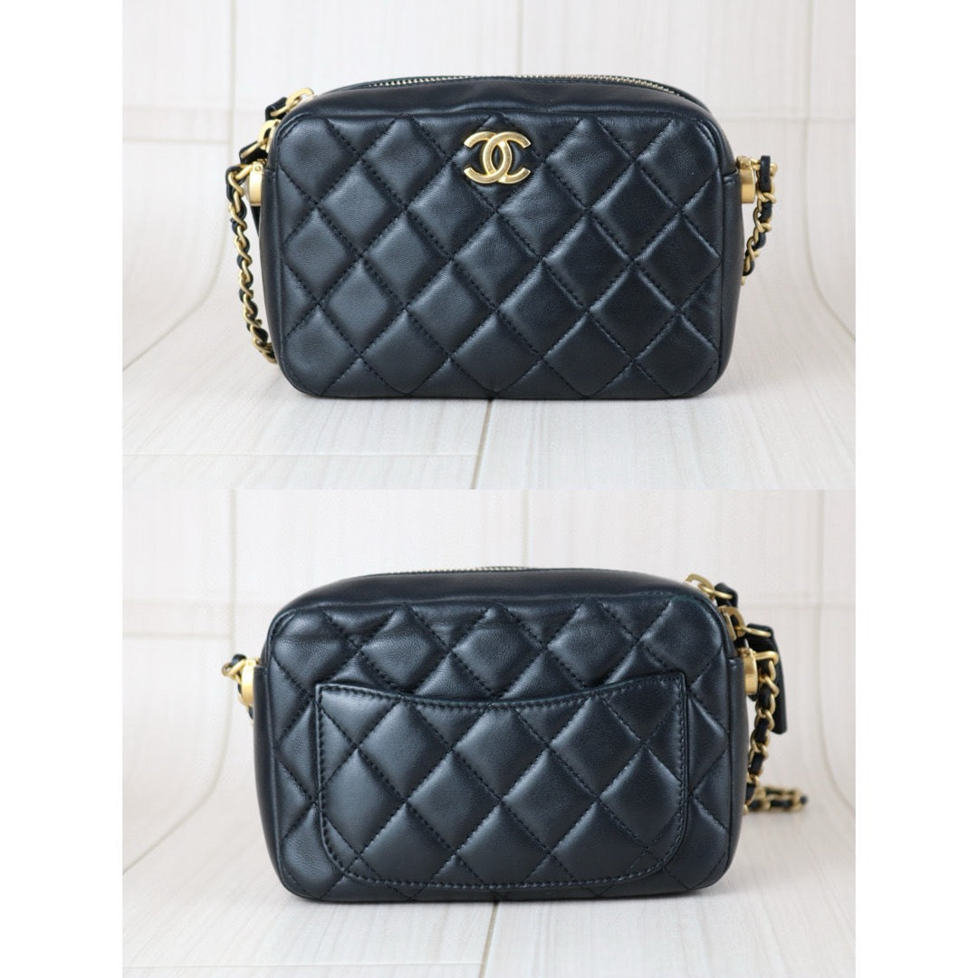 Very Good ( Rank A)｜ CHANEL Matrasse Chain Camera Bag  Shoulder Bag Black  ｜R24111204