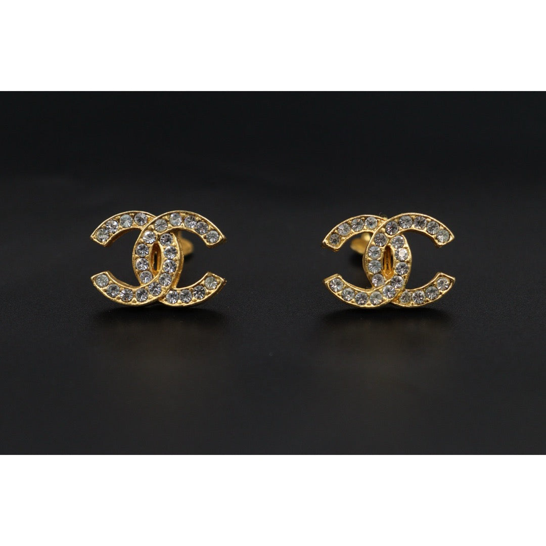 Very Good ( Rank A) ｜ CHANEL Coco Mark 18K Gold Rhinestone Earrings ｜25111409