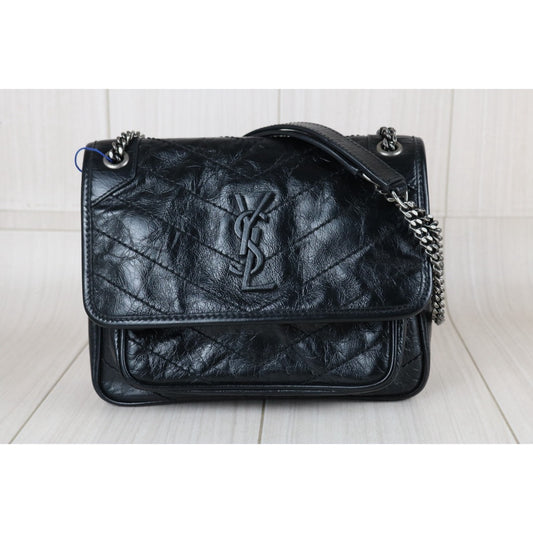 Include Entrupy Certificate of Authenticity｜Very Good ( Rank A)｜  Saint Laurent YSL Saint Laurent Niki  Shoulder Bag Black PM｜W26071703