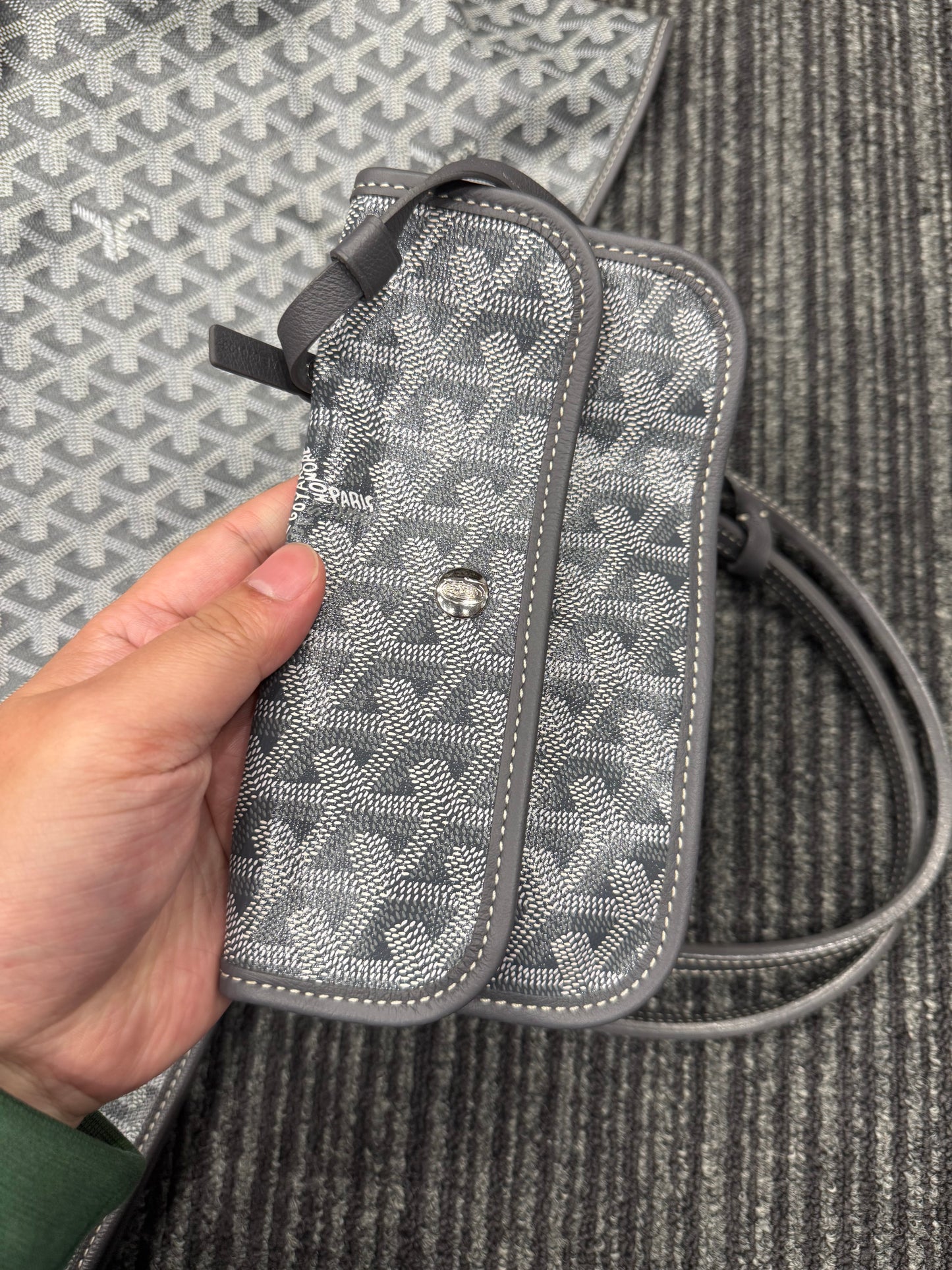 First installment 1/3｜Good ( Rank AB)｜ Goyard Saint-Louis GM Tote Bag Grey｜S24111213