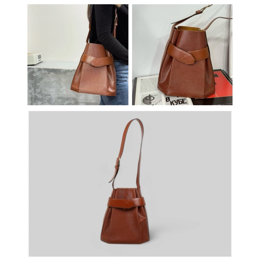 Good ( Rank AB)｜ LV Epi Sack de Paul Shoulder Bag Brown｜25031307