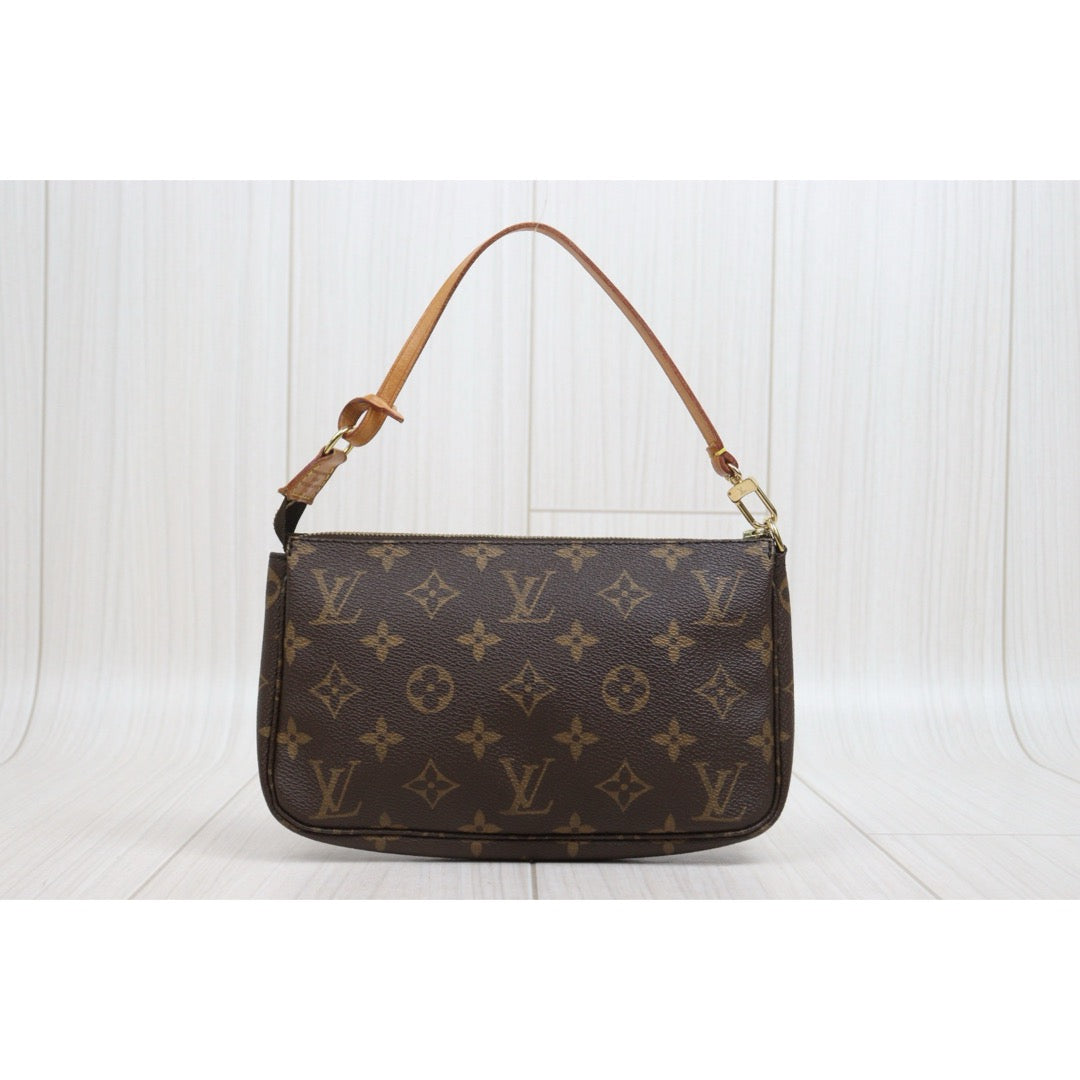 Include Entrupy Certificate of Authenticity｜Good ( Rank AB)｜Louis Vuitton Monogram Pochette Accessoires ｜26052804