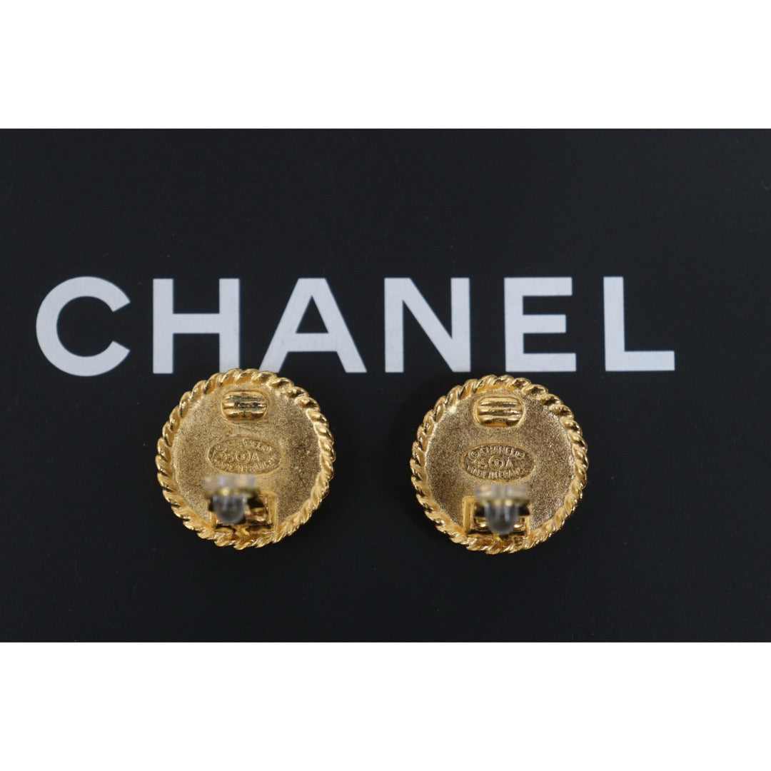 Include Authentic Detective Certificate of Authenticity｜Very Good ( Rank A) ｜CHANEL 95A COCO Mark Vintage Earrings Made In 1995 Year ｜26070306