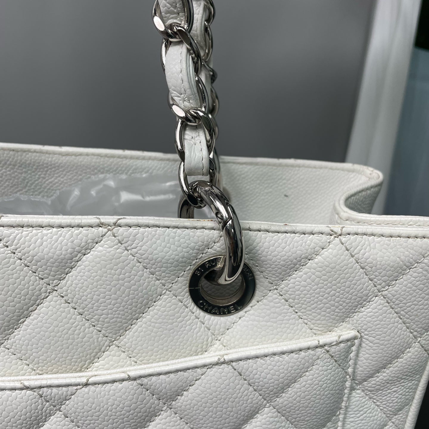 CHANEL Matrasse GST Chain Tote Bag Caviar Skin White