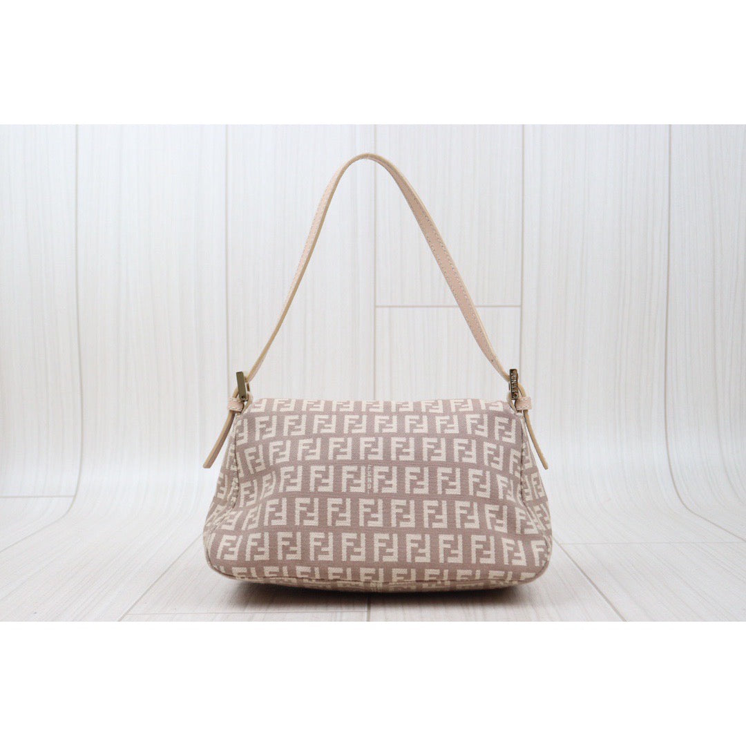 Rank A｜  FENDI Mamma Baguette Shoulder Bag Pink ｜24040815