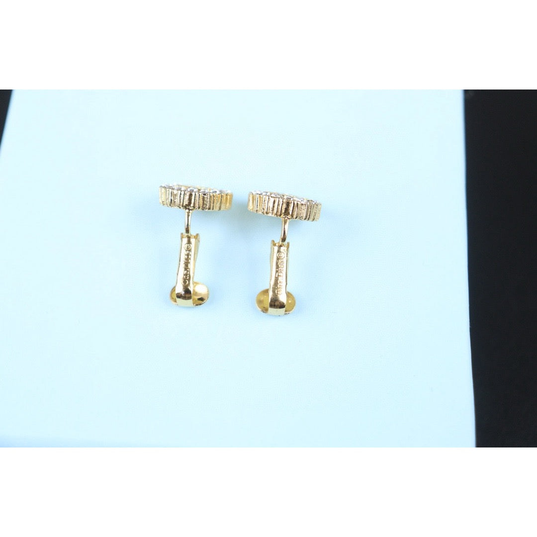 Very Good ( Rank A)｜ Dior CD Earring Gold Plated｜24082905