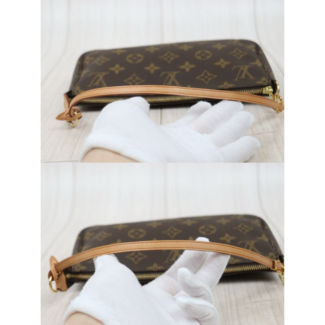 Very Good ( Rank A)｜LV Monogram Pochette Accessoires ｜25111303