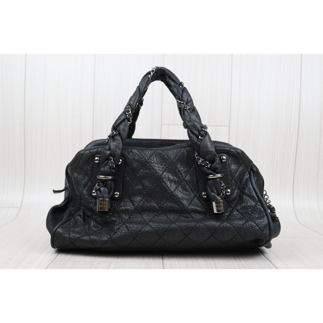 Good ( Rank AB)｜ CHANEL Calf Skin  Handbag Bag Black Made In 2006～2008Year ｜Q24031317