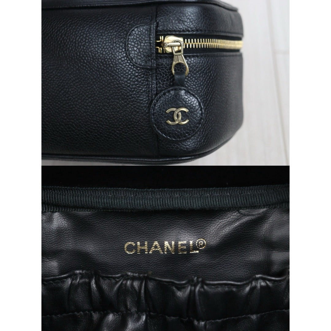 Include Entrupy Certificate of Authenticity｜Good ( Rank AB)｜ CHANEL Caviar Skin Vanity Case  Black Made In 1994-1996 Year｜26072403
