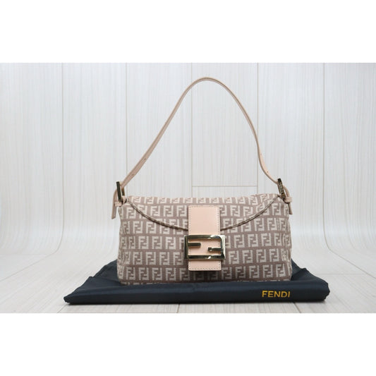 Very Good ( Rank A)｜ FENDI Zucca Mamma Baguette Shoulder Bag  Gold Hardware Pink｜25100714