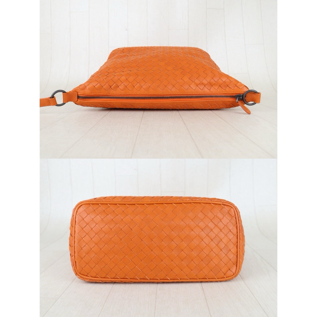 Include Entrupy Certificate of Authenticity｜Very Good ( Rank A)｜ Bottega Veneta Lamb Skin  Braid Shoulder Bag Orange｜S26053009