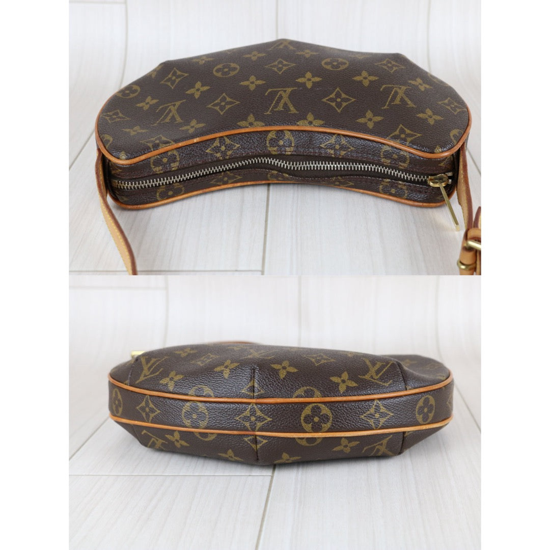 First installment 1/3｜ Good ( Rank AB)｜LV Monogram Pochette Croissant PM Shoulder Bag｜S26011604