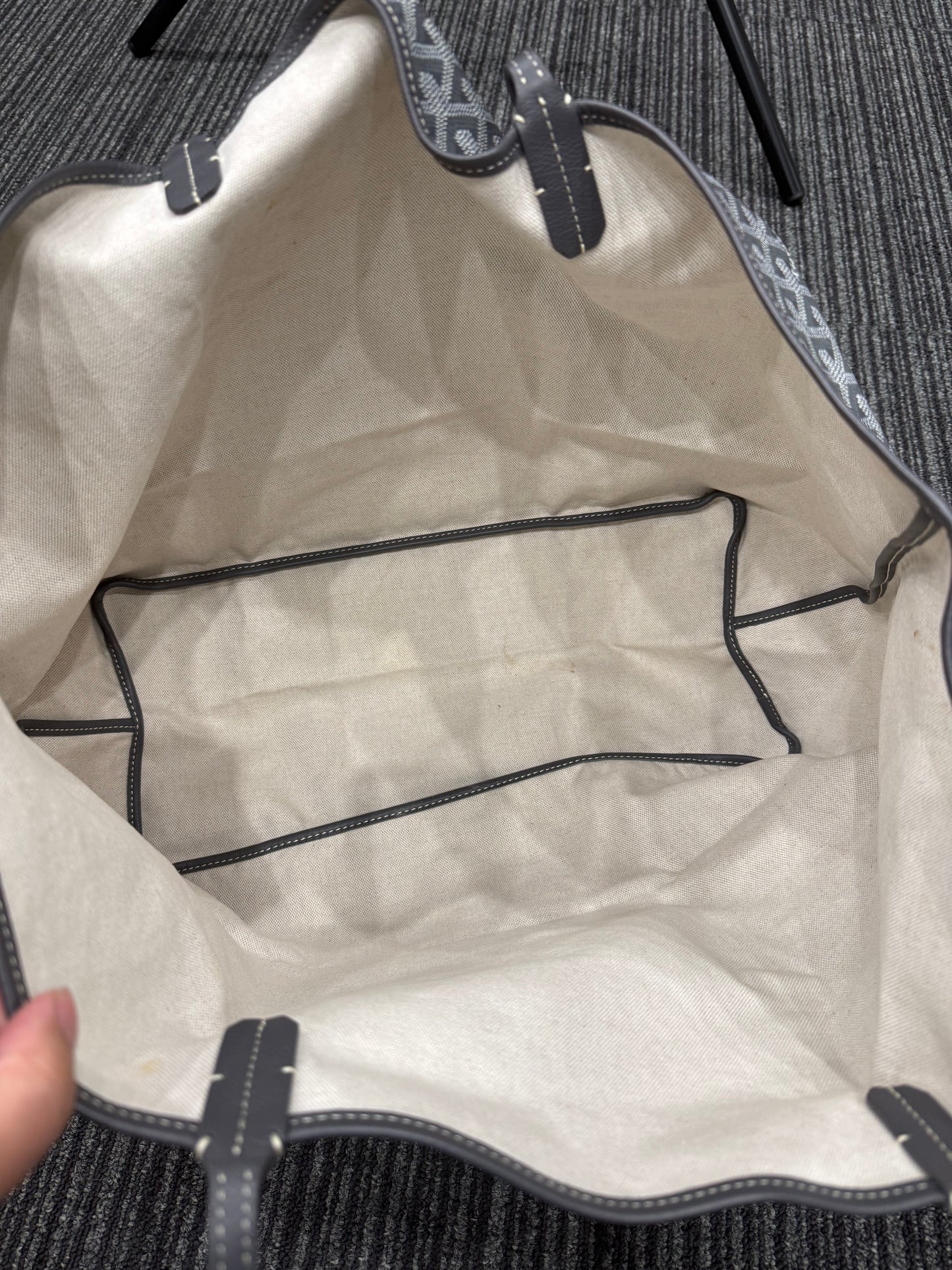 First installment 1/3｜Good ( Rank AB)｜ Goyard Saint-Louis GM Tote Bag Grey｜S24111213