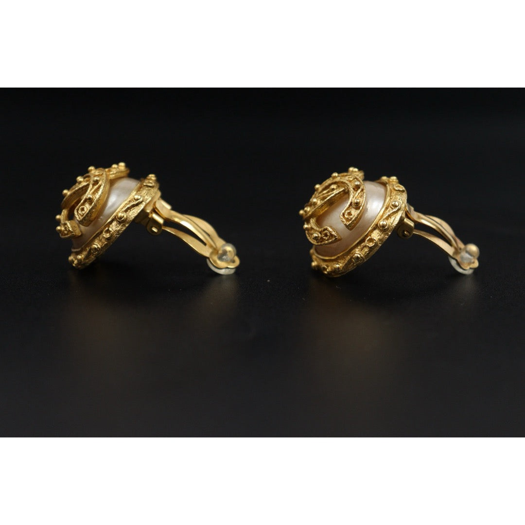Good ( Rank AB)｜CHANEL COCO Mark 24K Gold Plating Pearl Earrings  Made In 1994Year ｜25080708