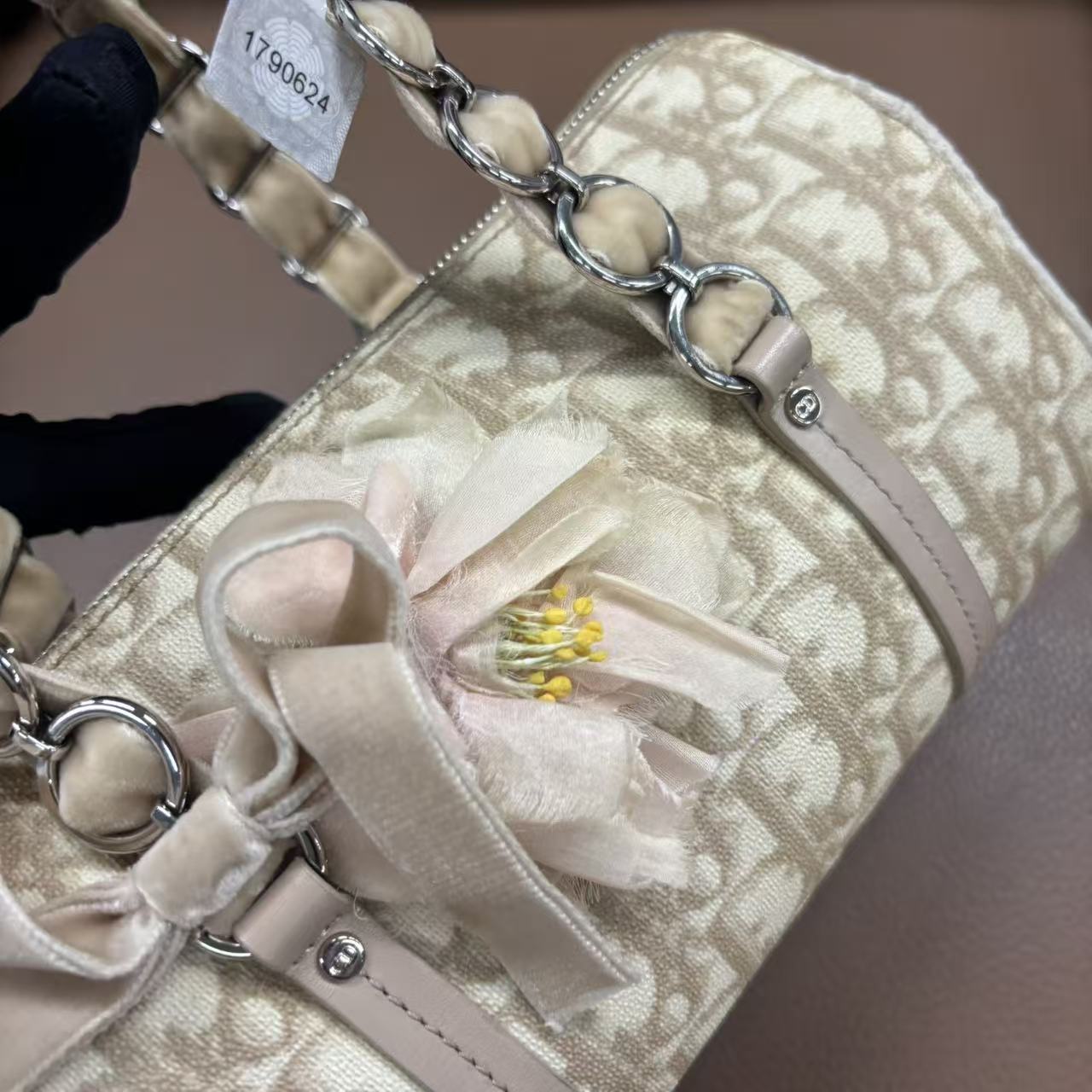 Include Entrupy Certificate of Authenticity｜Dior Handbag