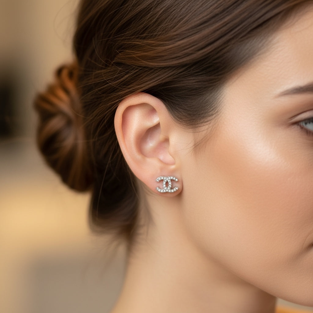 Include Authentic Detective Certificate of Authenticity｜Very Good ( Rank A) ｜CHANEL B15C COCO Mark Rhinestone Earrings Made In 2015Year｜S26051503