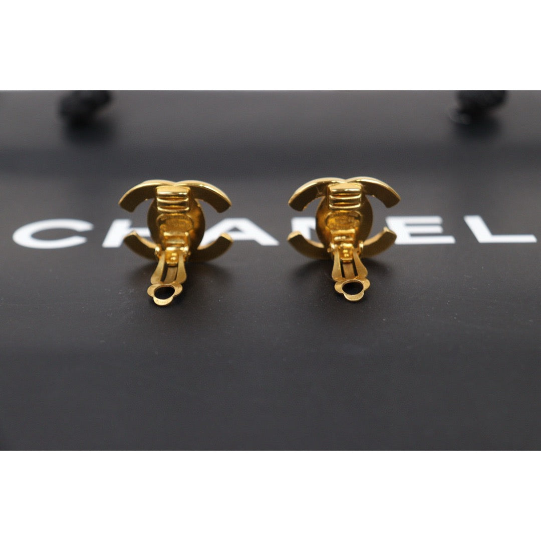 Very Good ( Rank A)｜CHANEL Vintage 18K Gold Plating Earrings  Made In 1995Year ｜25011601