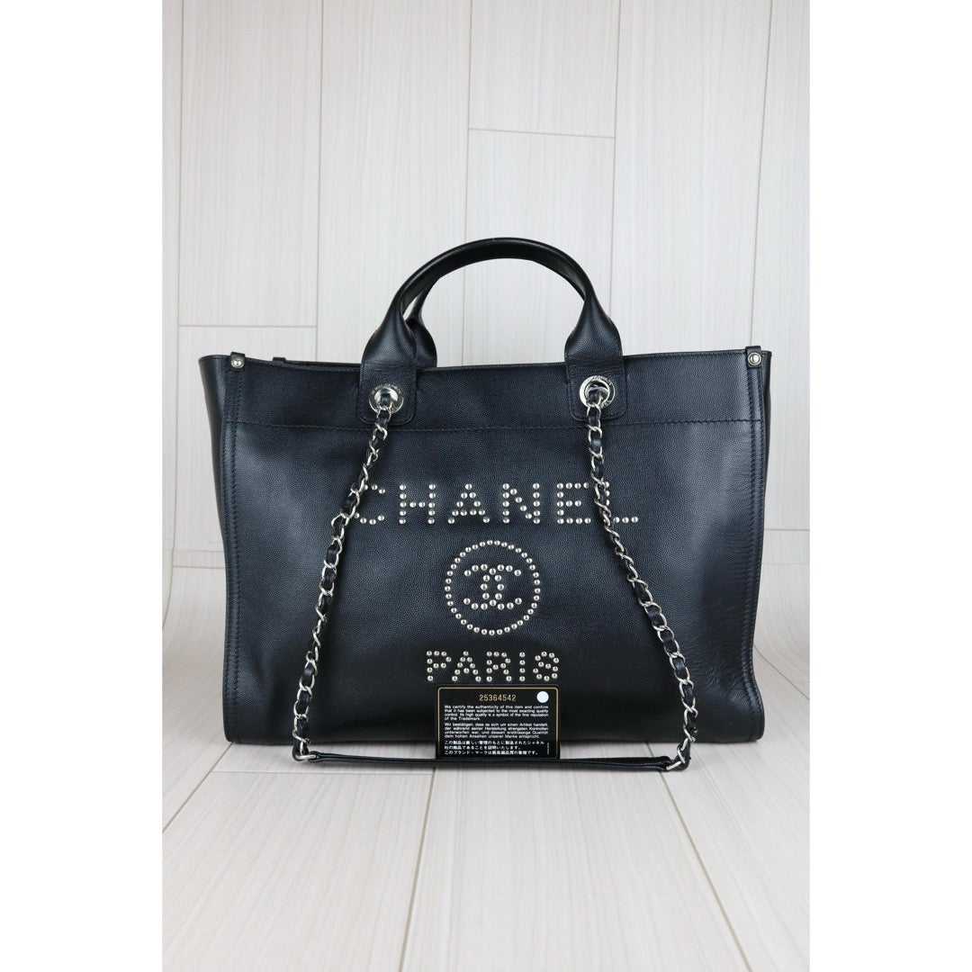 Very Good ( Rank A)｜ CHANEL Caviar Skin Leather Calf Leather Tote Bag Black  Large Made In 2009-2010 Year｜S24122609