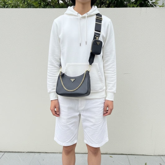 Include Entrupy Certificate of Authenticity｜Very Good ( Rank A)｜ PRADA Re-Edition 2005 Saffiano Leather Shoulder Bag ｜S26040103