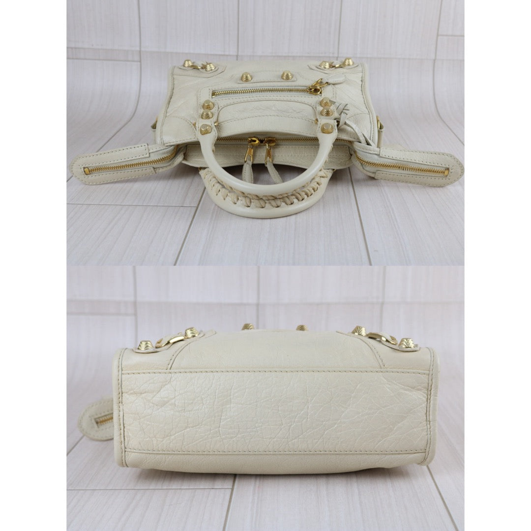 Include Entrupy Certificate of Authenticity｜Good ( Rank AB)｜Balenciaga Waxed Leather Gaint Classic City Mini Beige HandBag Shoulder Bag ｜S26060107
