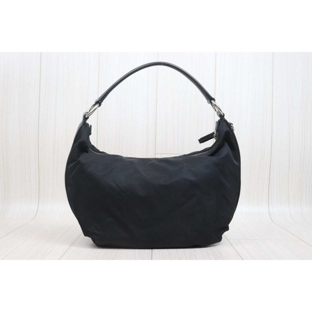 Include Entrupy Certificate of Authenticity｜Good ( Rank AB)｜ PRADA Nylon GM Hobo Black｜26063004